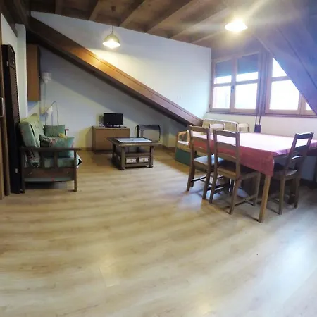 Comfortable In With Mountain View 45 M² 라네스
